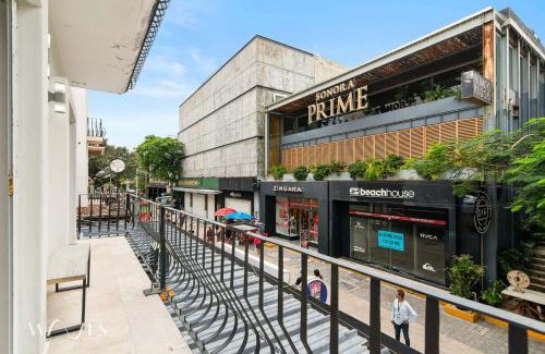 12th Street Apartamento | Prime 5th Ave Stay - 2BR with King Beds & City Views