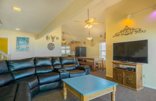 Galveston Casa | Prime Beachfront Home..Close to All Galveston Has to Offer!!