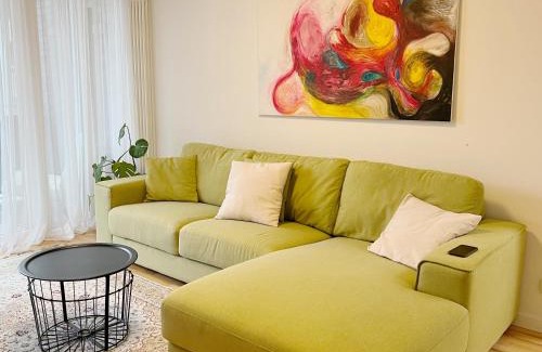Tiergarten Apartamento | Prime Comfort Apartment with Balcony & Free Parking
