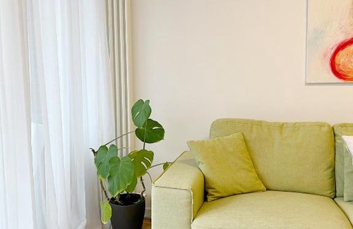 Tiergarten Apartamento | Prime Comfort Apartment with Balcony & Free Parking