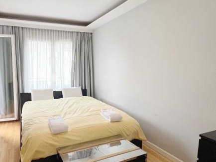 Tiergarten Apartamento | Prime Comfort Apartment with Balcony & Free Parking