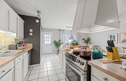 North Richland Hills Casa | PRIME LOCATION ALERT! 3 Bed 2Ba Luxury Home