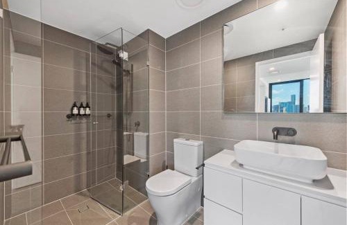 Fortitude Valley Apartamento | Prime Located Luxe 2 BR Sky Home/Sensational Views