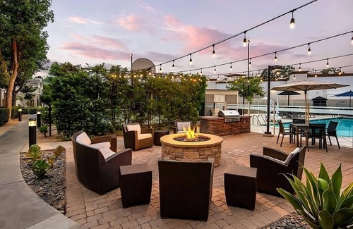 Carmel Mountain Ranch Apartamento | Prime Location! 2 Convenient Units, Pool, Onsite Parking, Free Breakfast