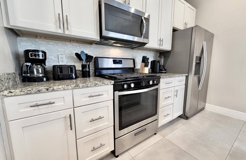 West Kissimmee Casa | Prime location! Cozy home just minutes from Disney.