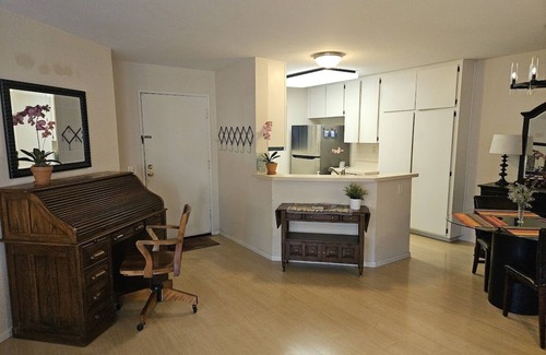 Mira Mesa Condominio | Ver ofertas especiales: ubicación perfecta para explorar los destinos soleados de San Diego.