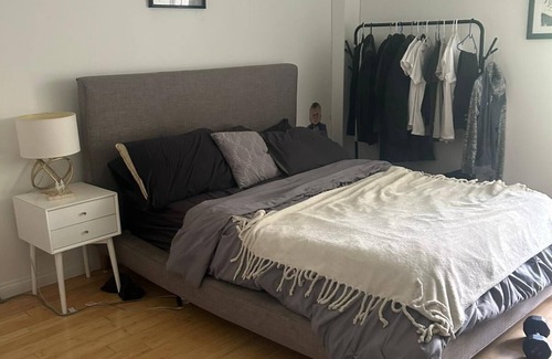 Norma Triangle Cama Y Desayuno | Prime Location Off the Sunset Strip! Swimming Pool, Gym, Bright Place.