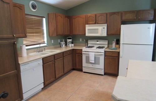 Orange Tree Casa | Prime location, Pool Home Includes Spa, Games Room, Just Minutes from the Parks! (BHL16050)