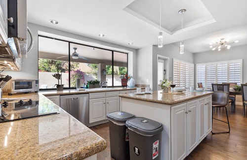 Paradise Park Vista Casa | Prime North Scottsdale | Hike, Golf & Lounge by the Pool | Pet Friendly