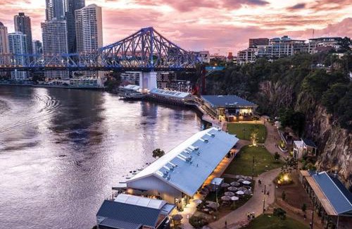 Fortitude Valley Apartamento | Prime position 2 x Bed, view, parking, pool