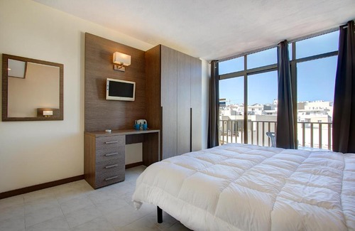 Qawra Hotel | Primera Hotel