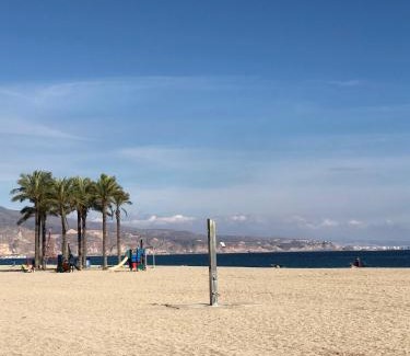 Roquetas de Mar Apartamento | Primera linea costa Almeria con WIFI