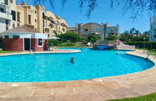 Almerimar Apartamento | Primera linea de Playa de Martina