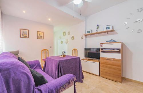 Torrenueva Apartamento | Primera linea playa, plaza garaje y piscina