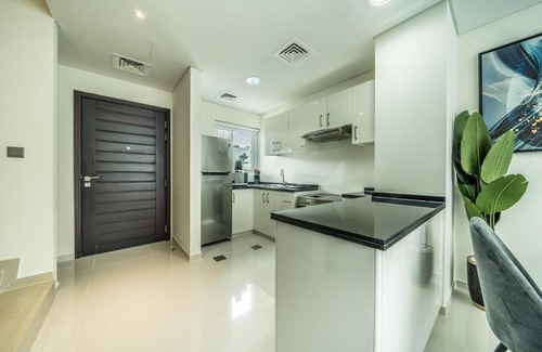 Dubai Villa | Primestay - Albizia Three Bedroom Villa in Damac Hills 2