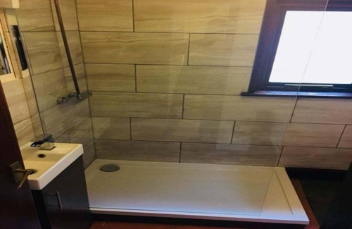 Llanybri Casa | Primrose 17-Woodland Lodges-Carmarthen-Pembroke