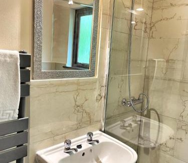 Llanybri Chalet De Esquí | Primrose 20-Woodland Lodges-Carmarthen-Pembroke