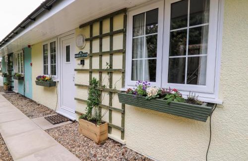 Crossgates Casa | Primrose Cottage