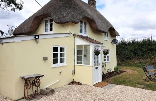 Holworth Casa | Primrose Cottage