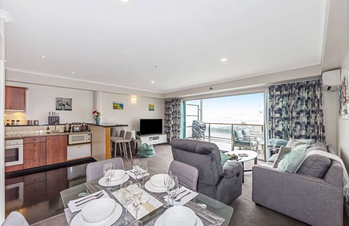 Auckland Central Business District Casa | Princes Wharf - 1BR Comfortable Luxury