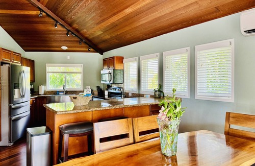 Princeville Casa | Princeville Retreat. Private pool and hot tub, AC. Walk to Princeville Center.