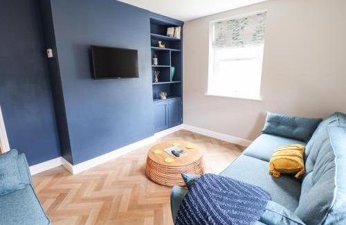 Alford Casa | Printers Cottage