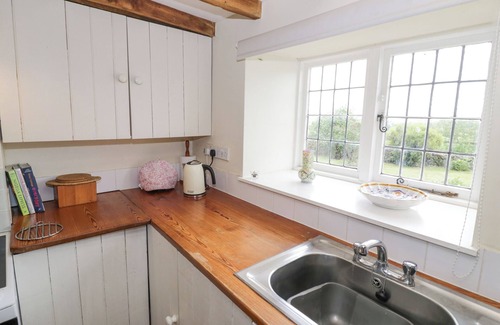 Banbury Cabaña | PRIORS MEAD, pet friendly, character holiday cottage in Cropredy