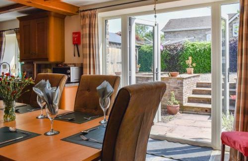 Westbrook Court Casa | Priory Cottage