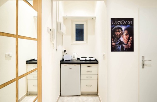 Vysehrad Apartamento | Prison Apartment - Locked up in Prague