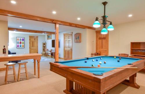 Orleans Casa | Pristine waterfront oasis plus game room jacuzzi and home office