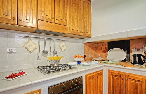 Civitella in Val di Chiana Villa | Casa de vacaciones privada con WIFI, A/C, piscina privada, patio, vista panorámica, cerca de Arezzo