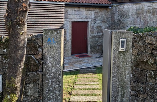 Viana do Castelo Casa | Privacy and Country charm, Dive In