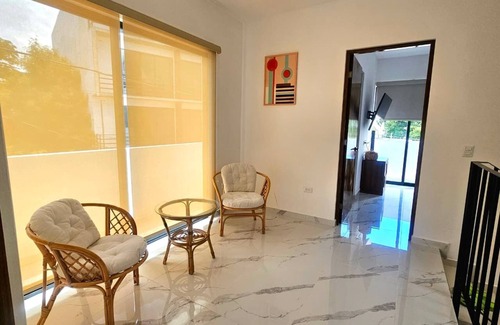 S.M. 57 Hotel | PRIVADA HUAYACAN