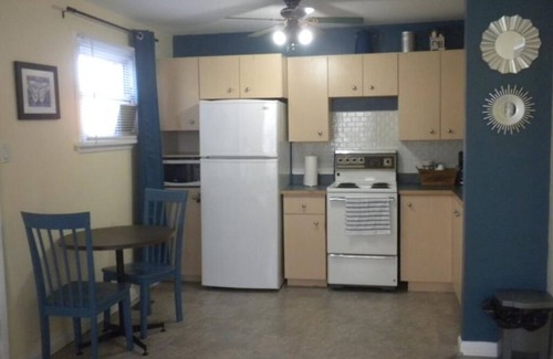 Thunder Bay Casa | Private 1 BDR Cottage on Scenic Riverside Sleeps 4. 10 Minutes From Airport.