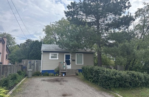 Thunder Bay Casa | Private 1 BDR Cottage on Scenic Riverside Sleeps 4. 10 Minutes From Airport.