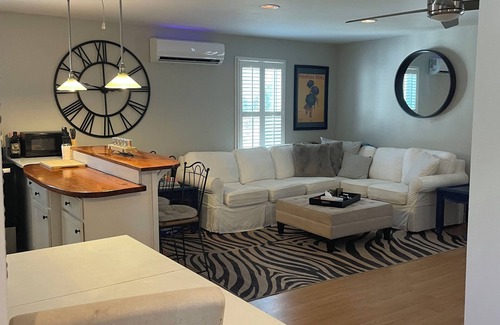 Wilmington Apartamento | Privado 1 cama / 1 baño cerca de Wrightsville / Carolina Beach, Se aceptan mascotas