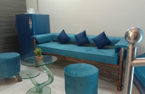 Malad West Apartamento | Private 1 Bedroom Cosy Apt Nr Vivanta Malad West
