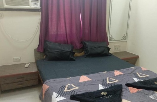 Malad West Apartamento | Private 1 Bedroom Cosy Apt Nr Vivanta Malad West