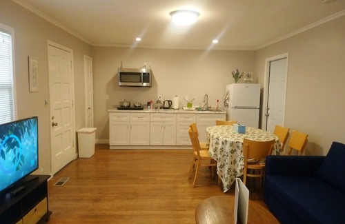 St. Francis Casa | Private 2-bedroom home, free parking & near SF