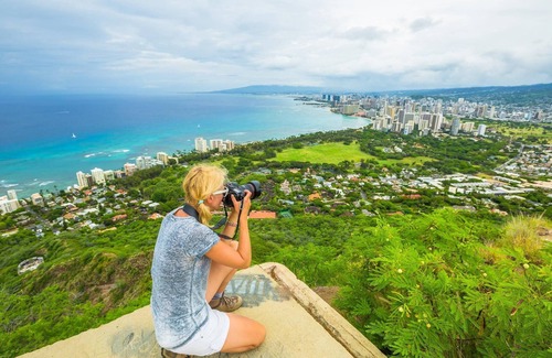 Diamond Head - Kapahulu - St. Louis Casa | Private 2 Bedroom unit with beautiful Balcony, Walking distance to beach.