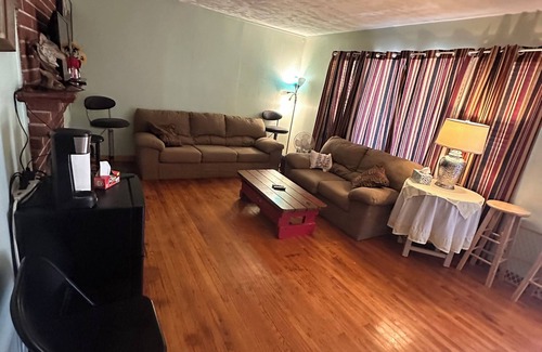 Raleigh Casa | Private 2BR, 2BA Duplex style home with Living Room Kitchenette