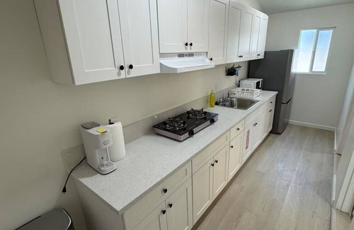 Bassett Casa | Privado 2 rec + 2 baños, cocina, Wi-Fi, A/C, Smart TV. Uso exclusivo.