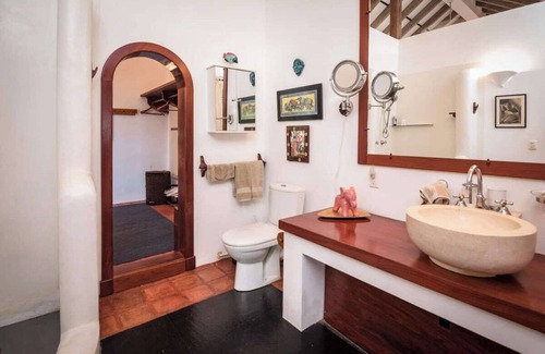 Punta Mala Villa | Private 3-Bedroom Section of "Villa Esplendorosa"