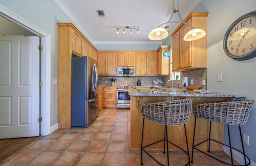 Summer Breeze Casa | Private 3BR/3BA house in West PCB. 5 minute walk to the beach!