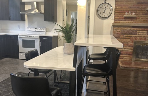 Wayne Casa | Private 4 BDRM -3 BTHS house, 5 Miles from Downtown #2 ❤️