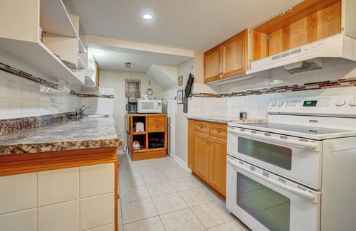 Okanagan-Similkameen Casa | Privado Suite 4 dormitorios para el deleite de niños y adultos