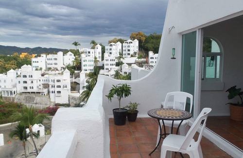Las Hadas Condominio | Private 4 story home in the Las Hadas Peninsula