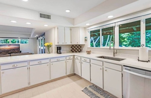 Kahana Casa | Casa privada 4bd, a pie de playa en Kahana