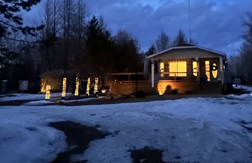 Central Alberta Alquiler De RV | Private Acreage & private pool near AB Beach! Above and beyond exceptional!