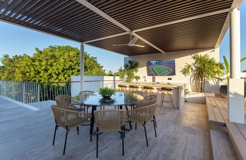 Centro Casa | Private and Luxury Casa del Paseo